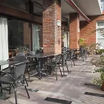 Alcazar 3*
