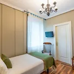 Отель Alcazar Ирун