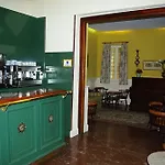 Отель Alcazar 3*