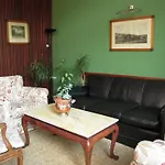 Alcazar 3* Ирун