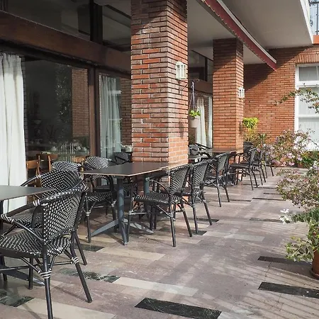Alcazar - Centro Ciudad 3*