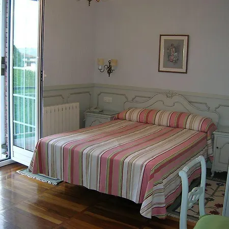 Alcazar 3* Irun