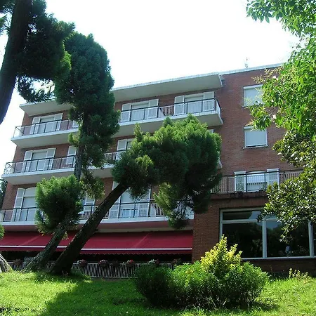 Hotel Alcazar 3*