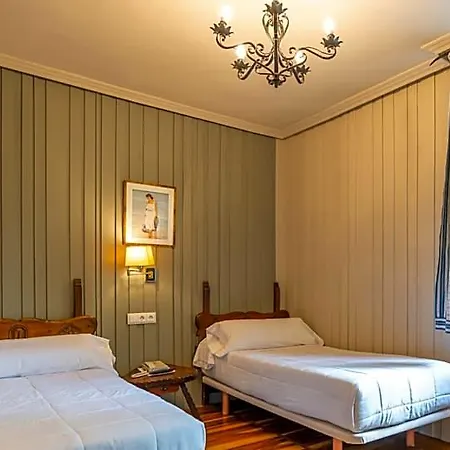 Hotel Alcazar
