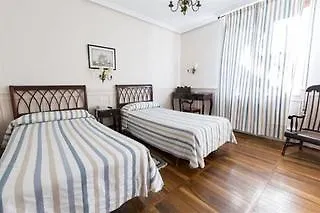 Alcazar Hotel 3*