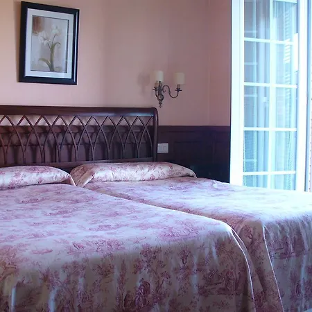 Hotel Alcazar 3*