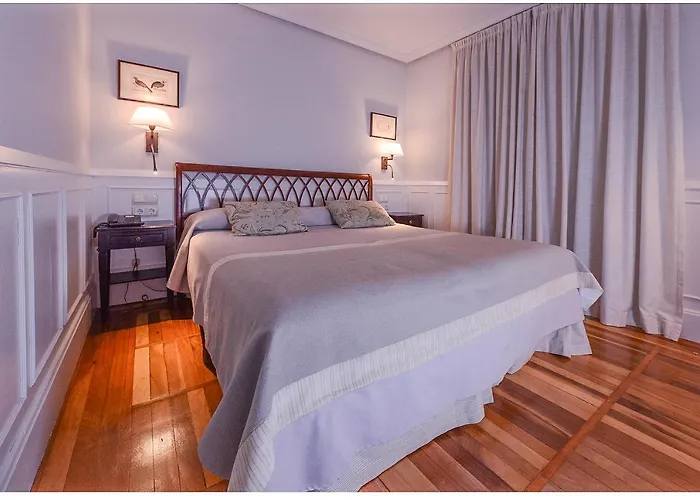 Alcazar Hotell Irun